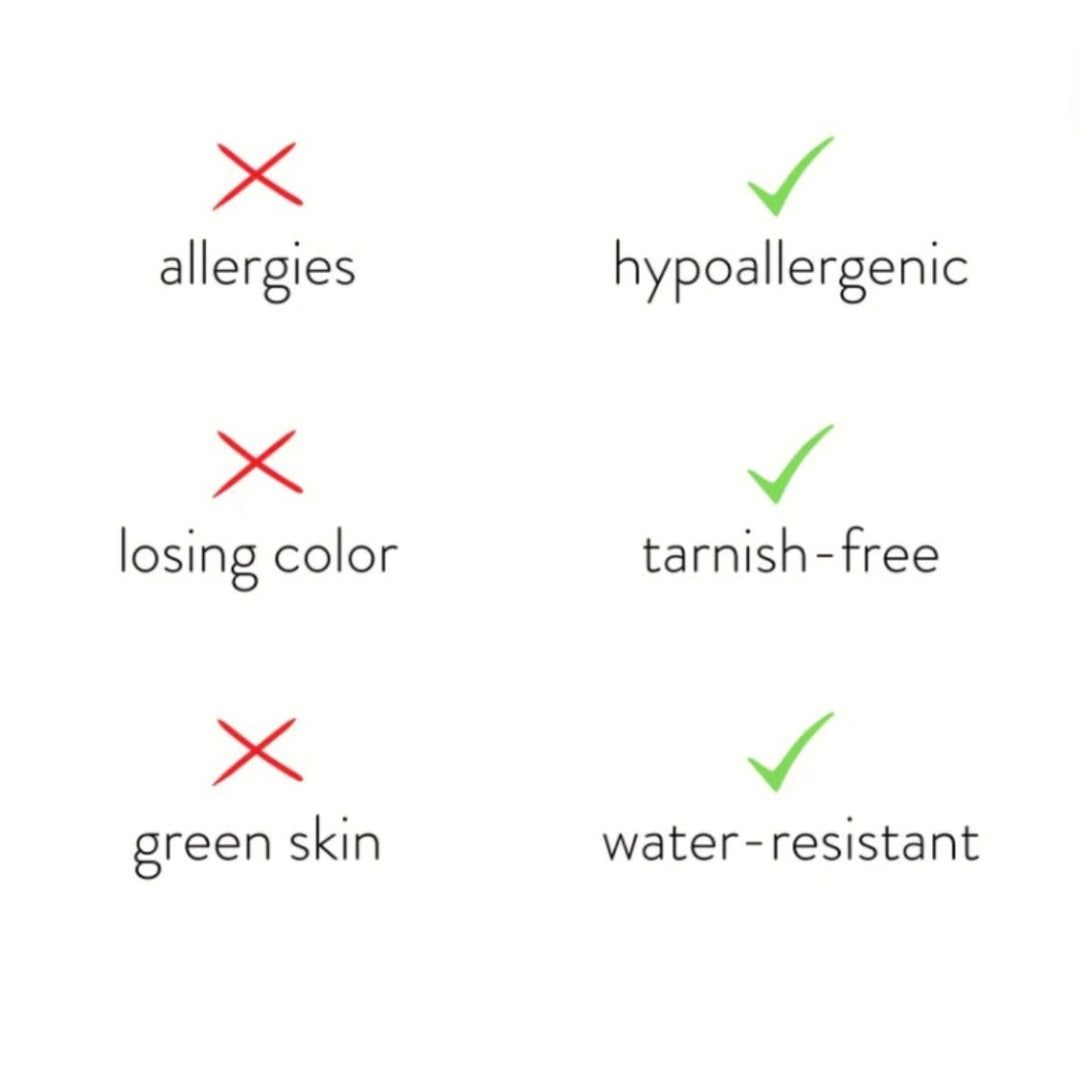 スタイリッシュなハンドチェーンブレスレット